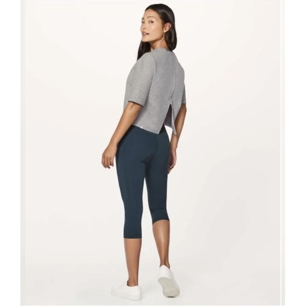 Lululemon Minimal Short Sleeve Size‎ 12 Heathered Power Gray